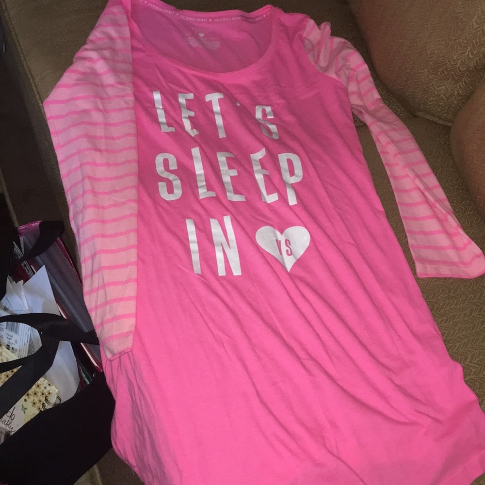 Pink VS Sleep shirt